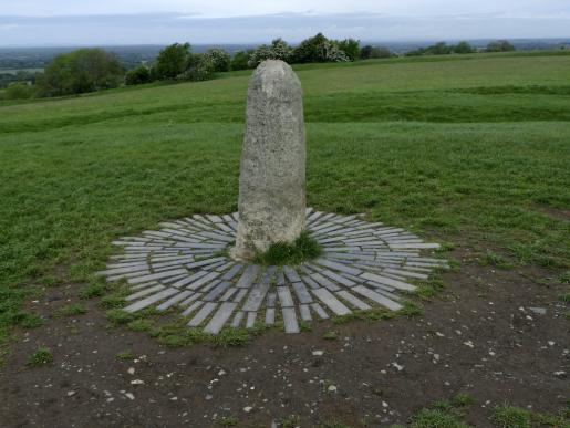 Der Stein der Könige...der schreit.. man sieht von hier ein Viertel von Irland, Hill of Tara