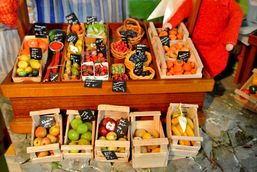 edith-kudlovic - OBST + GEMÜSESTAND in Miniatur, fruit + vegetables mini